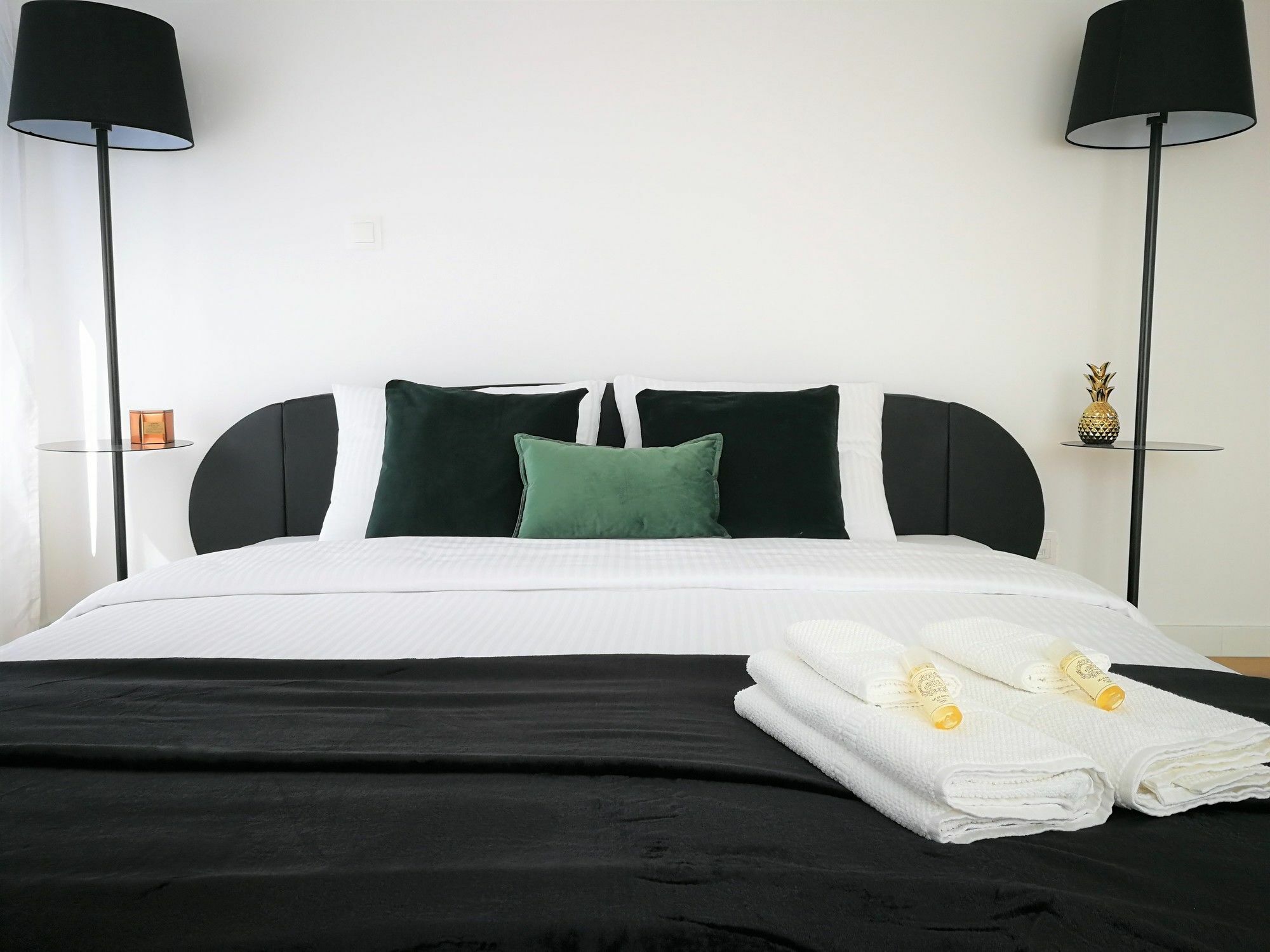 Industrial Lisbon Apartment (Adults Only) Buitenkant foto